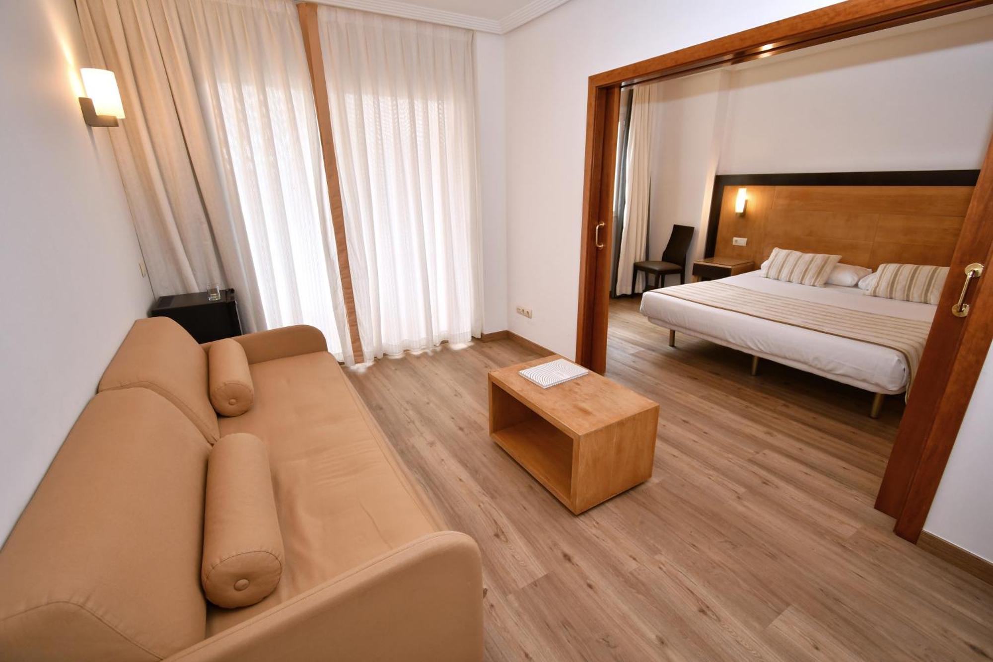 Hotel Bonalba Alicante El Campello Luaran gambar