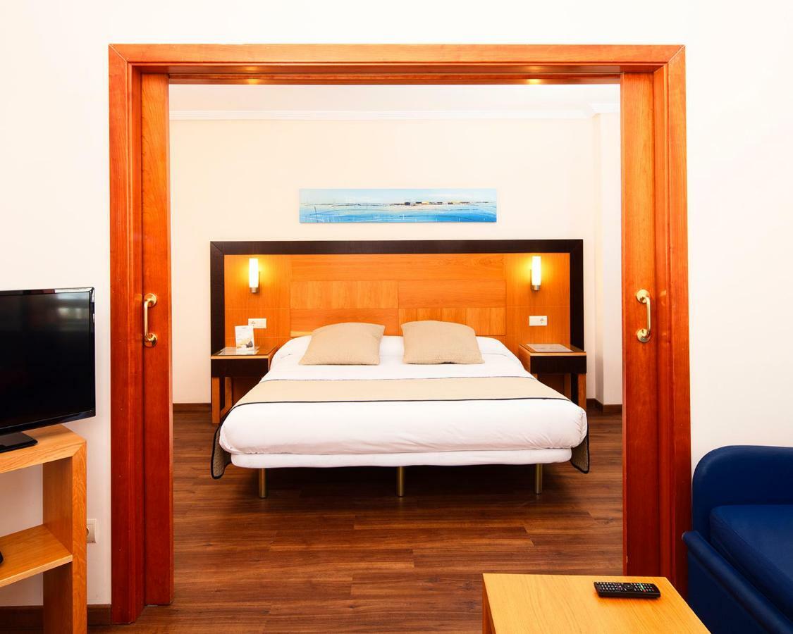 Hotel Bonalba Alicante El Campello Luaran gambar